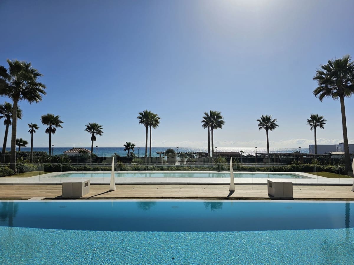 4 chambre Maison de Ville à vendre à Estepona avec piscine garage - 3 400 000 € (Ref: 8790241)