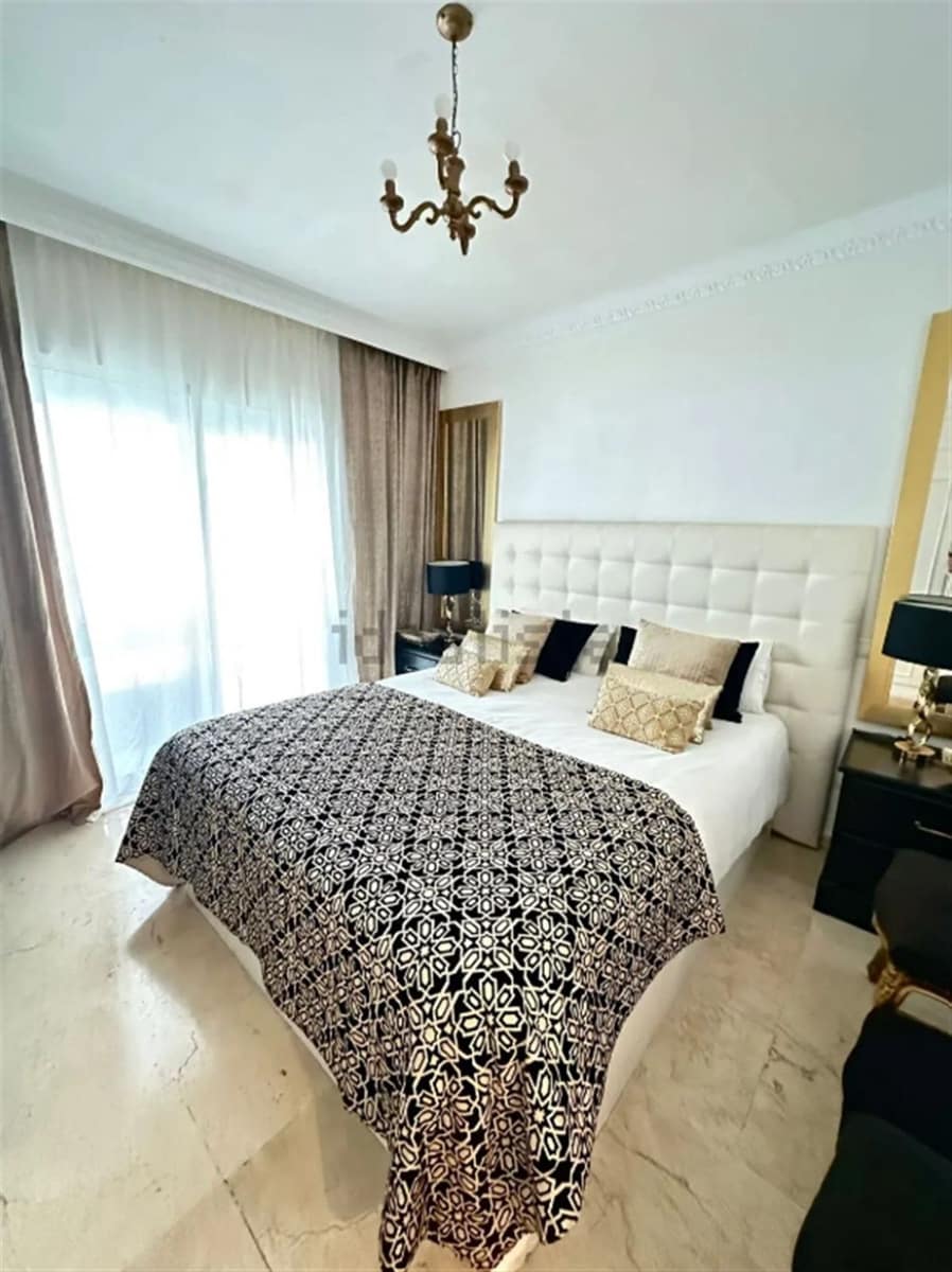 2 soverom Leilighet til salgs i Guadalmina med svømmebasseng - € 450 000 (Ref: 8793717)