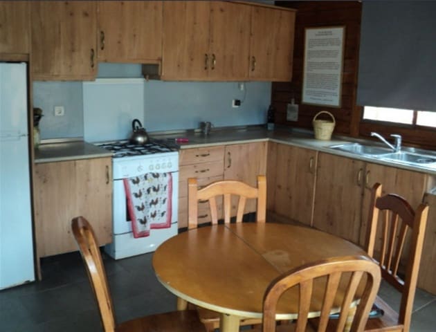 3 sypialnia Willa na sprzedaż w Ardales z basenem garażem - 425 000 € (Ref: 8813485)