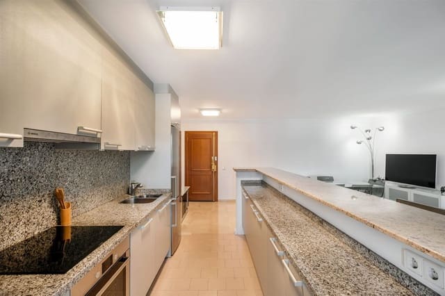 2 sovrum Lägenhet till salu i Nueva Andalucia, Marbella med pool - 497 500 € (Ref: 8936329)