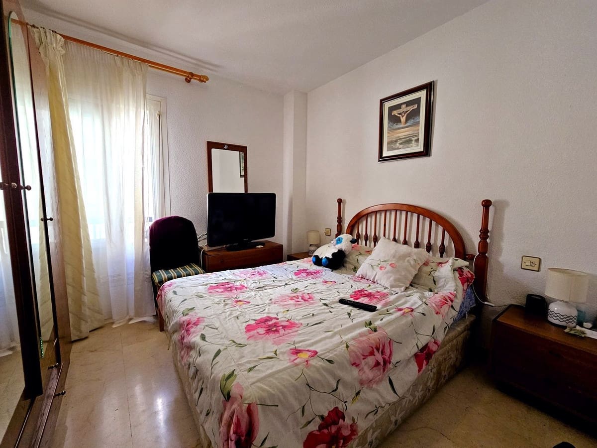 3 soveværelse Penthouse til salg i Nueva Andalucia med swimmingpool garage - € 330.000 (Ref: 8967791)