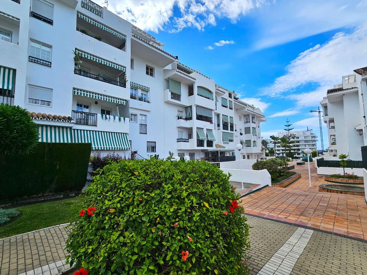 3 soveværelse Penthouse til salg i Nueva Andalucia med swimmingpool garage - € 330.000 (Ref: 8967791)