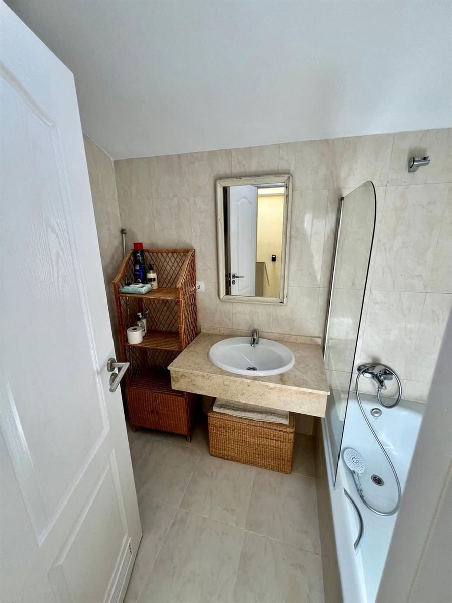 3 slaapkamer Appartement te koop in Golden Mile met zwembad garage - € 859.000 (Ref: 9025035)