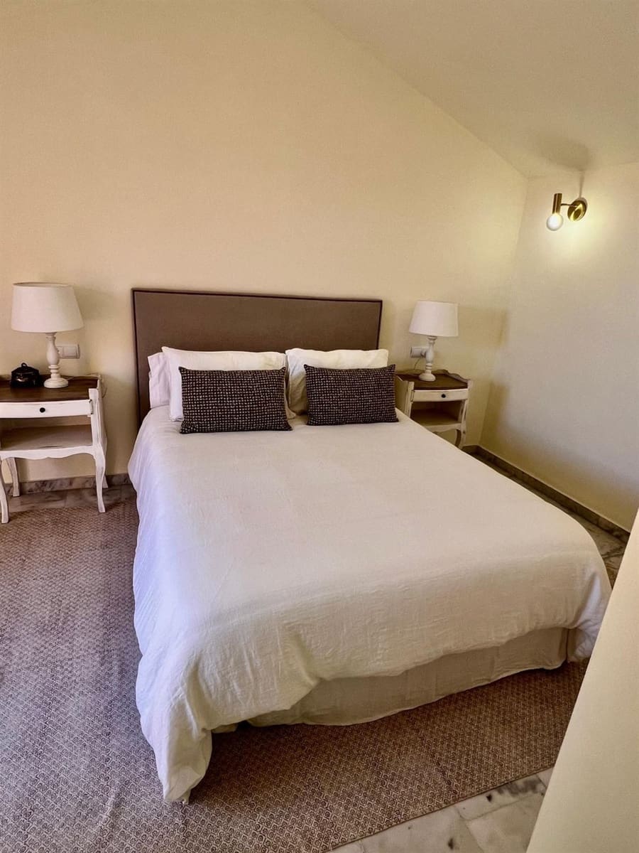 3 slaapkamer Appartement te koop in Golden Mile met zwembad garage - € 859.000 (Ref: 9025035)