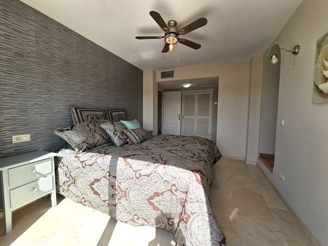 3 makuuhuone Omakotitalo myytävänä paikassa Selwo, Estepona mukana uima-altaan - 399 000 € (Ref: 9057888)