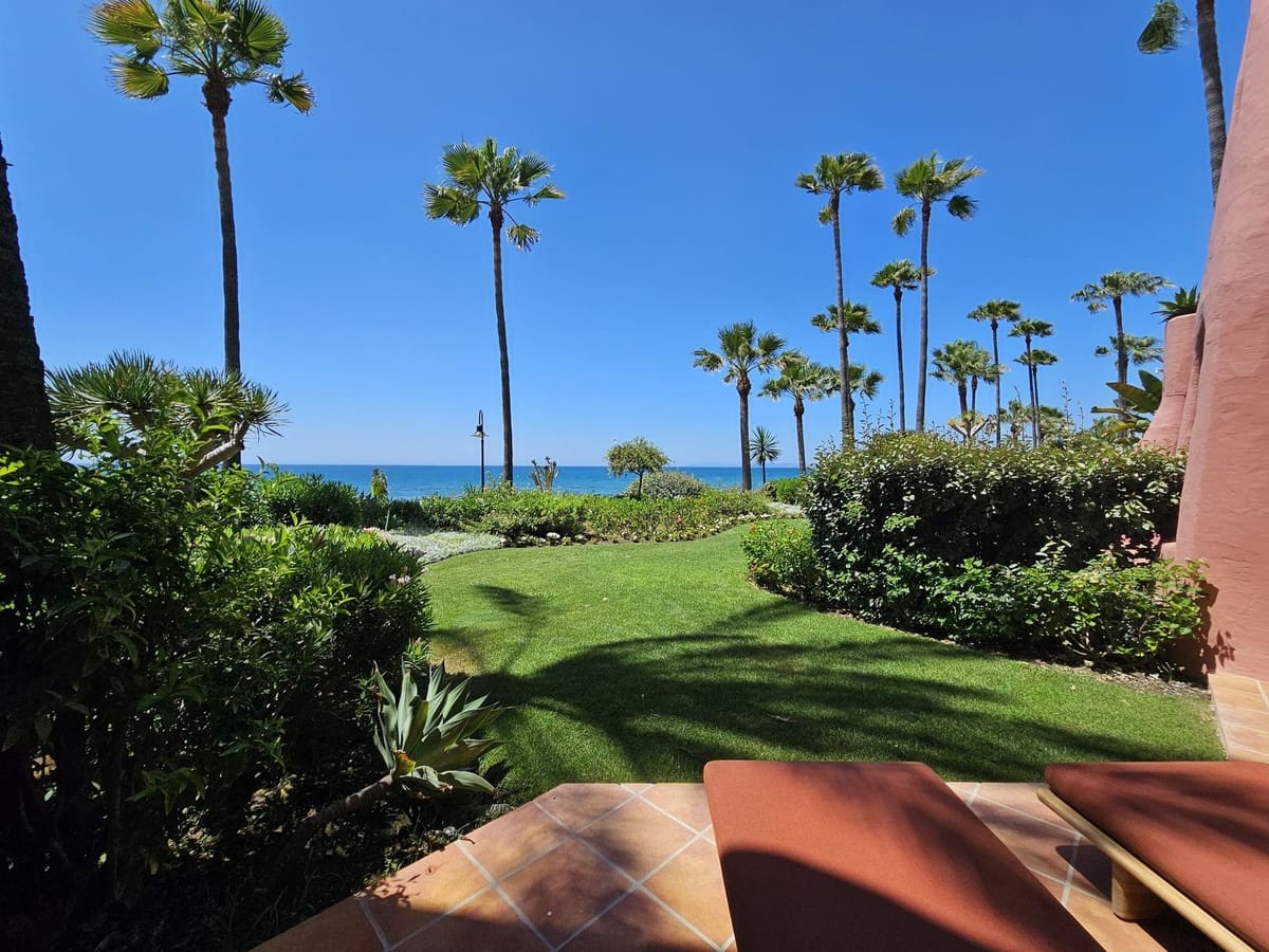 3 sypialnia Apartament na sprzedaż w New Golden Mile z basenem garażem - 2 350 000 € (Ref: 9072830)