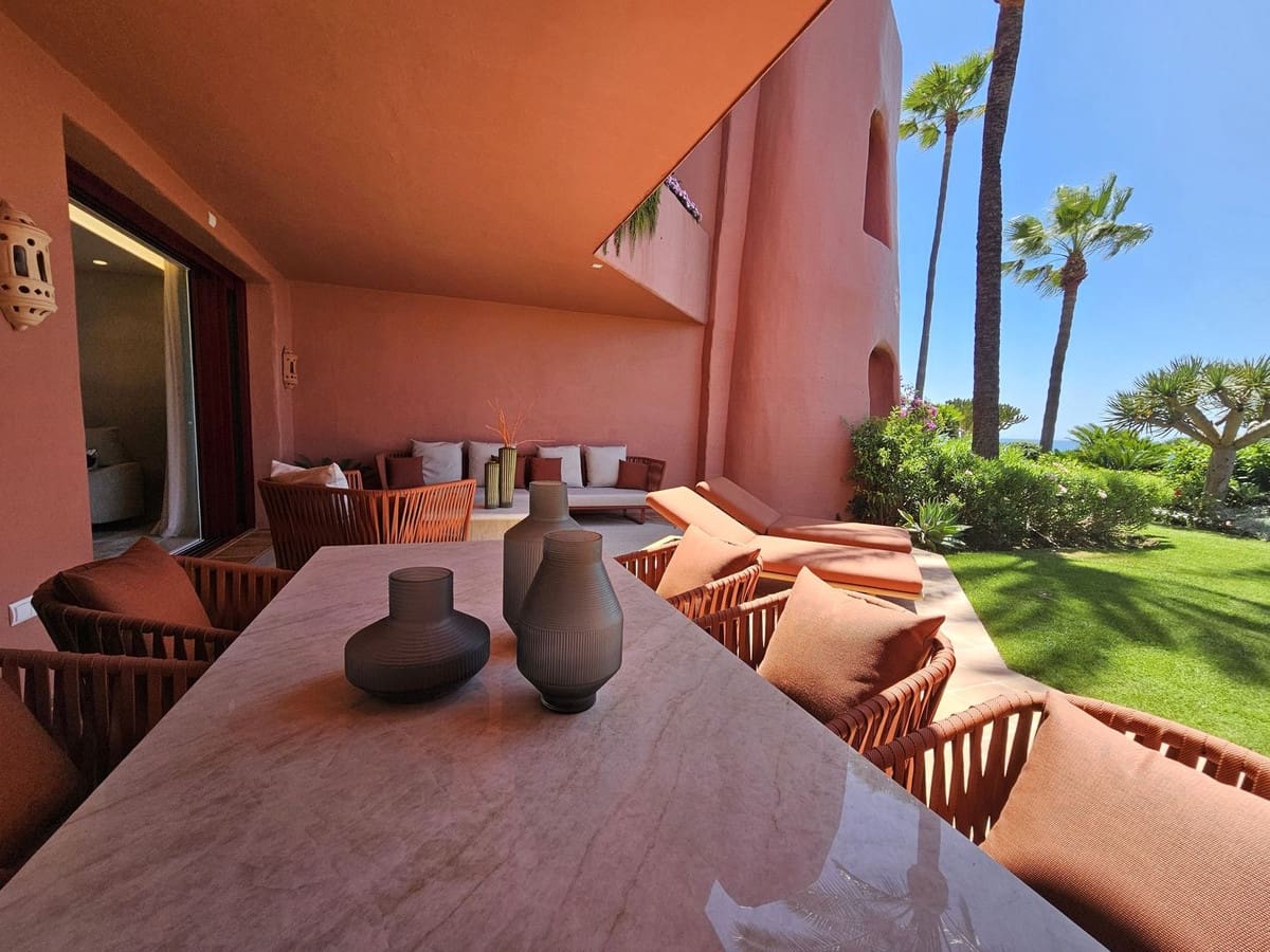 3 makuuhuone Huoneisto myytävänä paikassa New Golden Mile mukana uima-altaan 
autotalli - 2 350 000 € (Ref: 9072830)