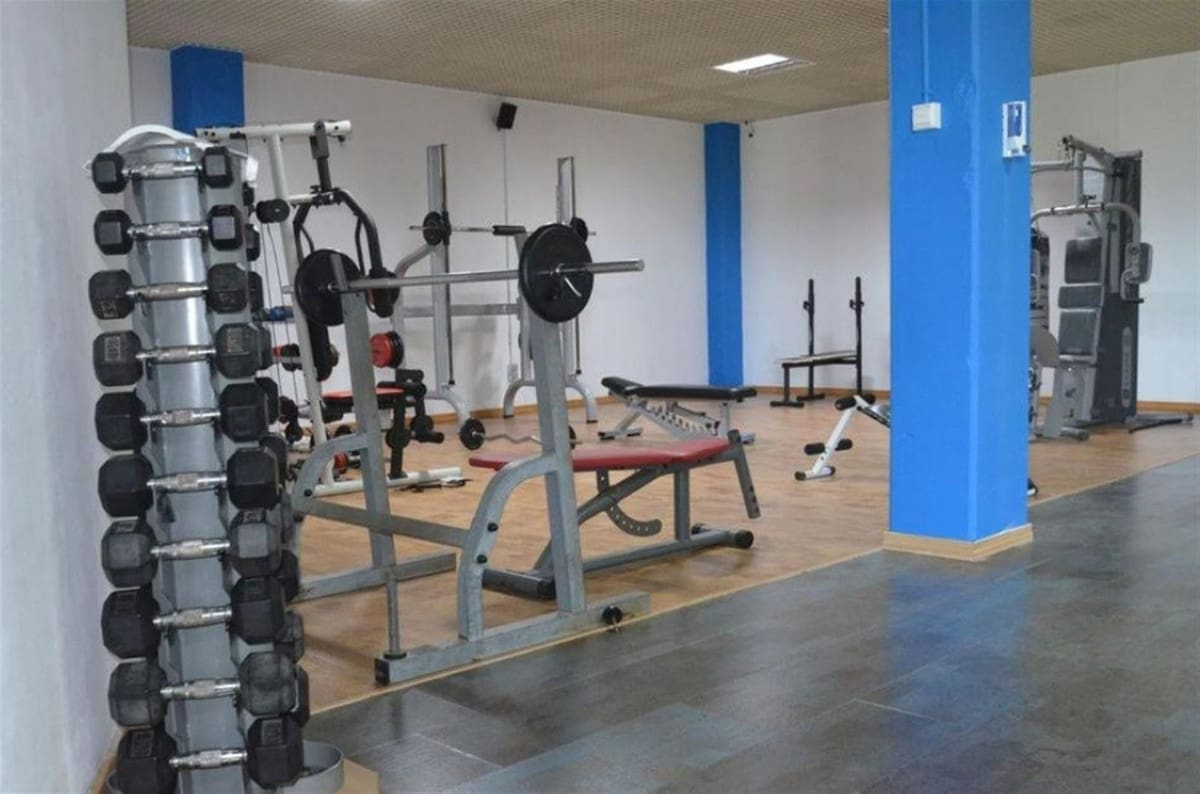 3 sovrum Lägenhet till salu i Benahavis med pool garage - 430 000 € (Ref: 9097415)