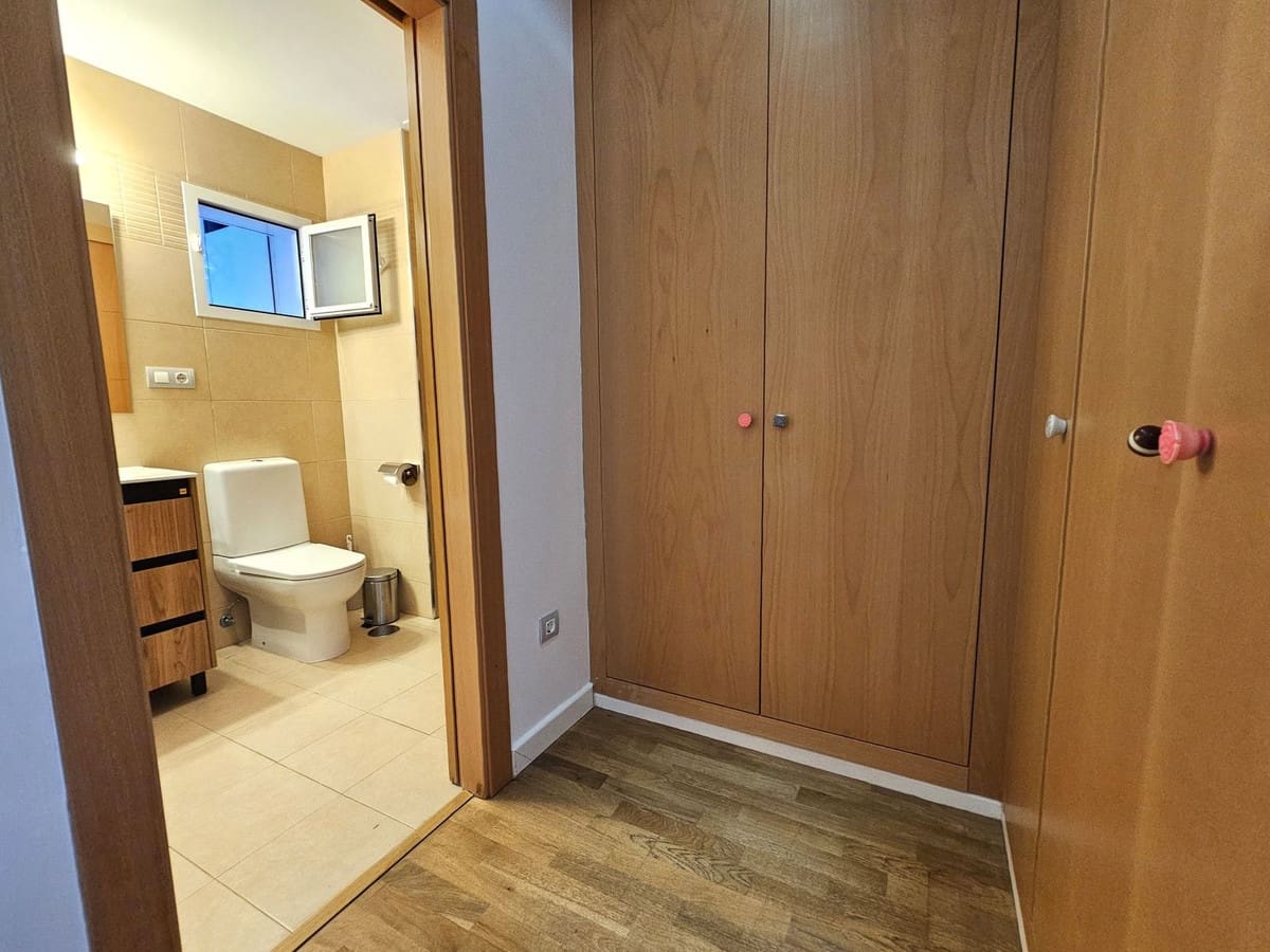 2 soveværelse Lejlighed til salg i New Golden Mile med swimmingpool garage - € 349.000 (Ref: 9100308)