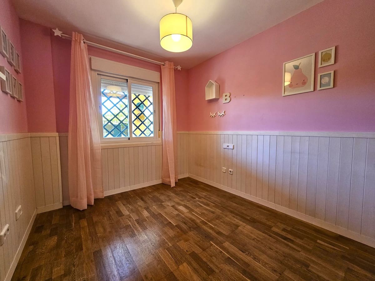 2 soveværelse Lejlighed til salg i New Golden Mile med swimmingpool garage - € 349.000 (Ref: 9100308)