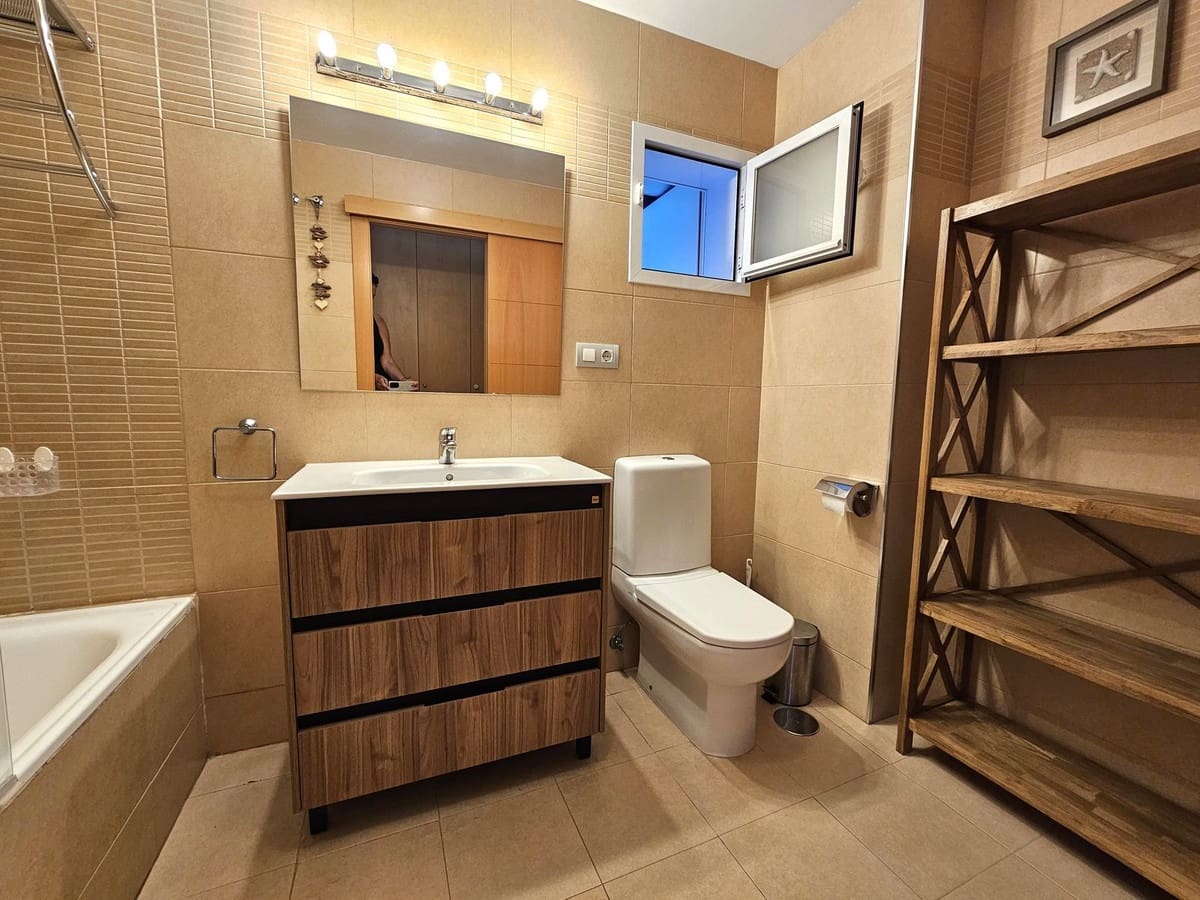 2 soveværelse Lejlighed til salg i New Golden Mile med swimmingpool garage - € 349.000 (Ref: 9100308)