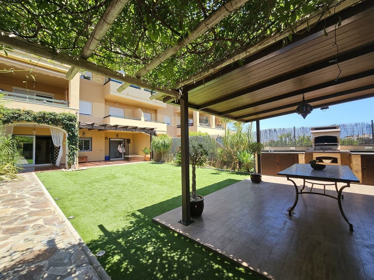 2 soveværelse Lejlighed til salg i New Golden Mile med swimmingpool garage - € 349.000 (Ref: 9100308)