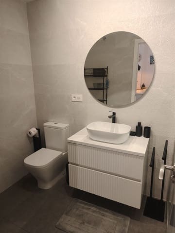 Studio na sprzedaż w Elviria, Marbella z basenem - 299 000 € (Ref: 9109438)