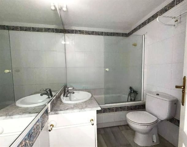 3 sypialnia Penthouse na sprzedaż w San Pedro de Alcantara, Marbella z garażem - 639 000 € (Ref: 9126151)