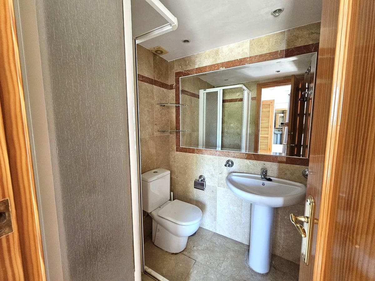 4 sovrum Hus till salu i Nueva Andalucia med pool garage - 599 000 € (Ref: 9129292)