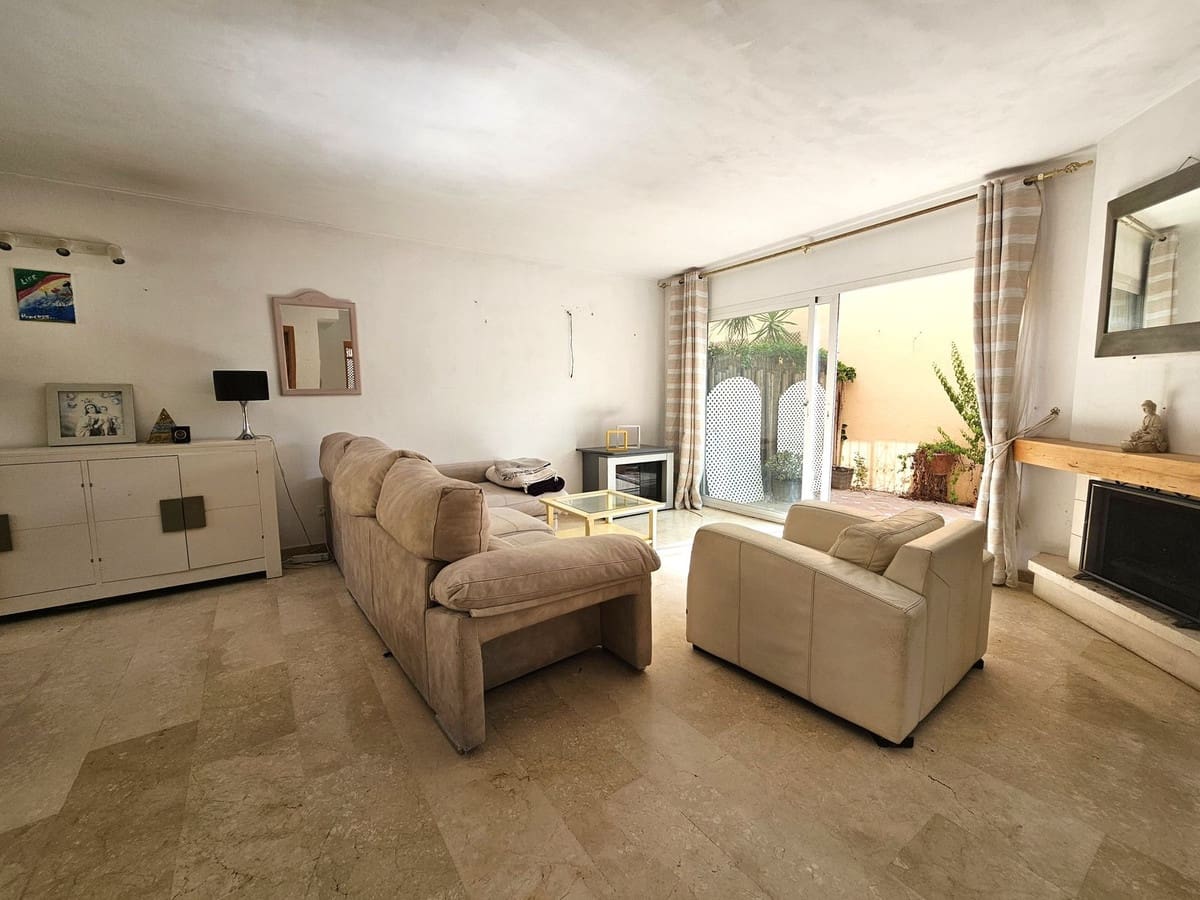 Casa de 4 habitaciones en Nueva Andalucia en venta con piscina garaje - 599.000 € (Ref: 9129292)