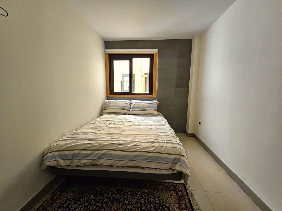 3 chambre Appartement à vendre à Puerto Banus avec piscine garage - 849 000 € (Ref: 9142319)