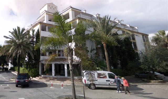 2 bedroom Apartment for sale in Cabopino, Marbella with pool - € 358,000 (Ref: 9146402)
