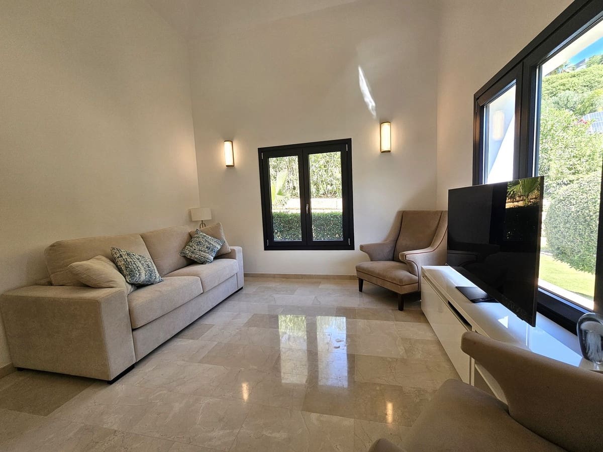 4 soverom Villa til salgs i Benahavis med svømmebasseng garasje - € 2 595 000 (Ref: 9185912)