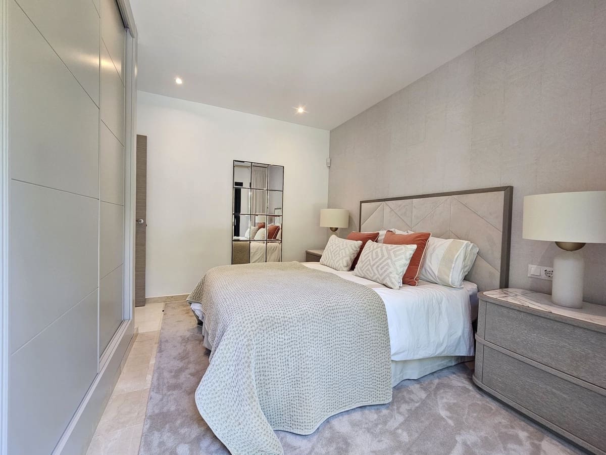 4 soverom Villa til salgs i Benahavis med svømmebasseng garasje - € 2 595 000 (Ref: 9185912)