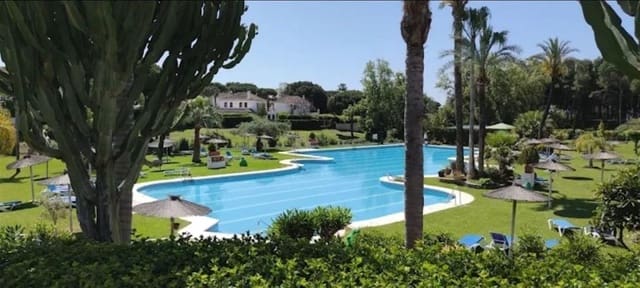 1 chambre Appartement à vendre à Saladillo-Benamara, Estepona avec piscine - 275 000 € (Ref: 9191966)