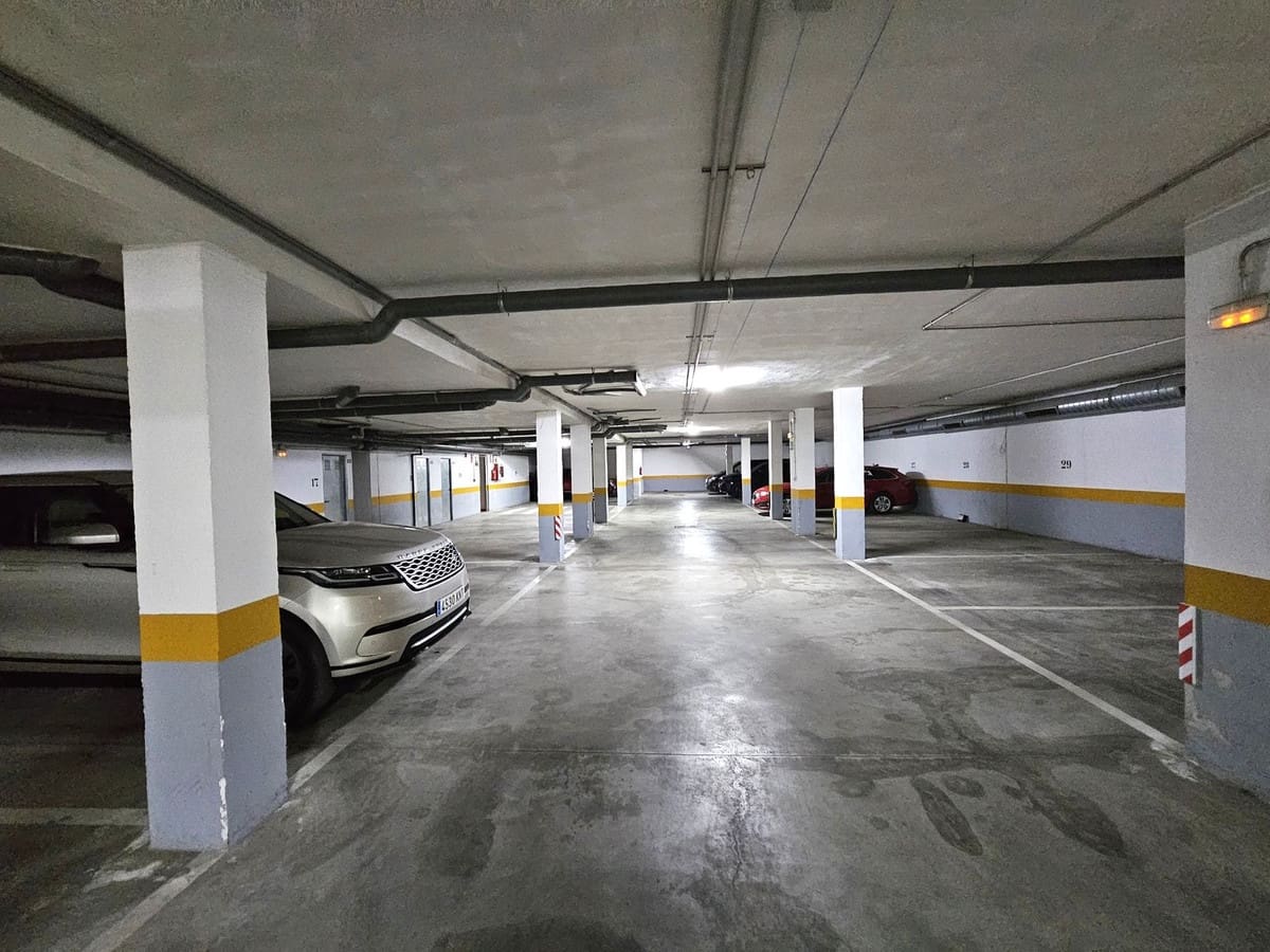 Ático de 3 habitaciones en Bahia de Casares en venta con piscina garaje - 435.000 € (Ref: 9209537)