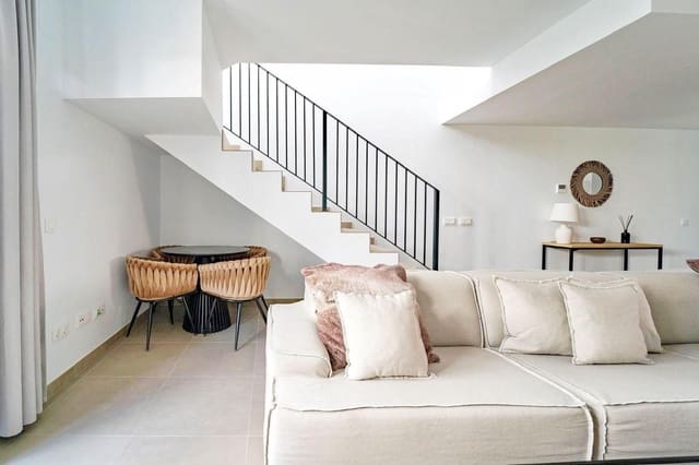 3 soveværelse Byhus til salg i Cancelada, Estepona med garage - € 521.000 (Ref: 9253990)