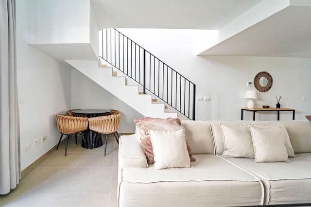 3 sovrum Hus till salu i Cancelada, Estepona med garage - 455 000 € (Ref: 9253990)