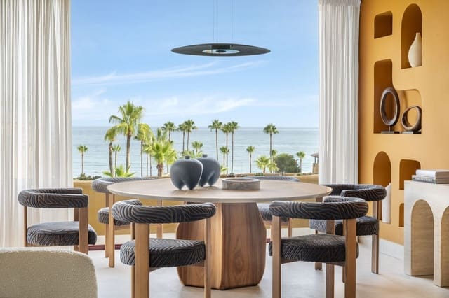 3 quarto Apartamento para venda em New Golden Mile, Estepona com piscina garagem - 2 395 000 € (Ref: 9318157)