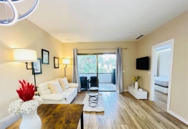 2 slaapkamer Appartement te koop in Nueva Andalucia, Marbella met zwembad garage - € 640.000 (Ref: 9335700)