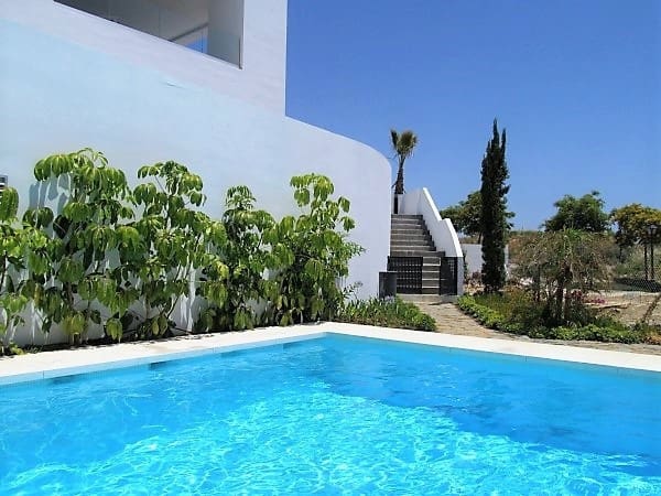 2 soveværelse Lejlighed til salg i Bahia de Casares med swimmingpool garage - € 650.000 (Ref: 9337326)