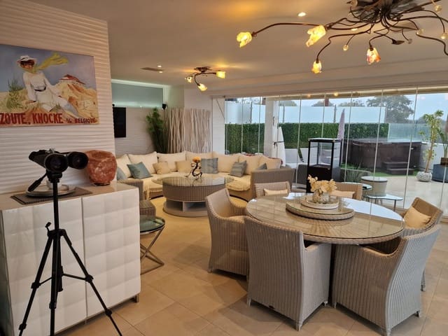 2 soveværelse Lejlighed til salg i Bahia de Casares, Casares med swimmingpool garage - € 650.000 (Ref: 9337326)