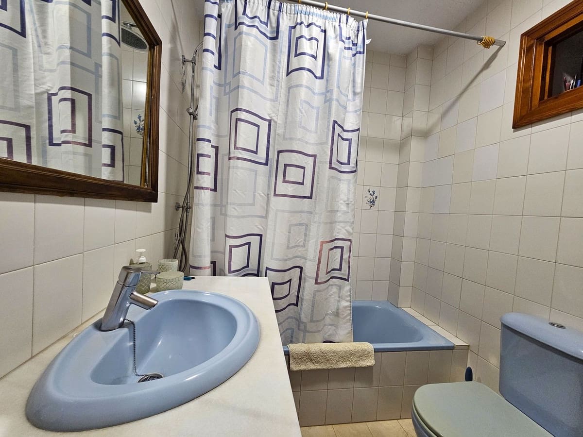 3 sypialnia Dom na sprzedaż w Benahavis z basenem garażem - 490 000 € (Ref: 9424511)