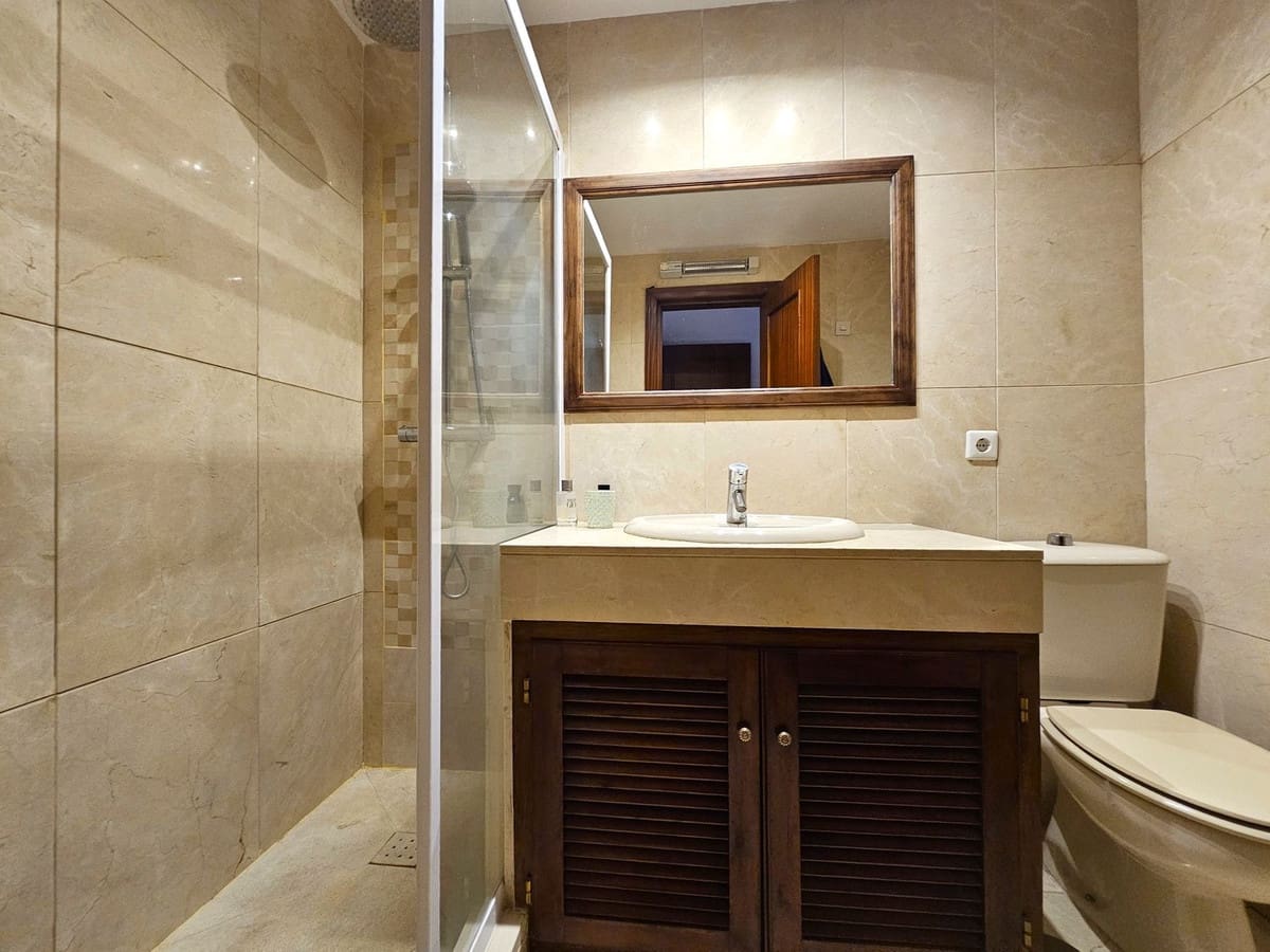 Casa de 3 habitaciones en Benahavís en venta con piscina garaje - 450.000 € (Ref: 9424511)