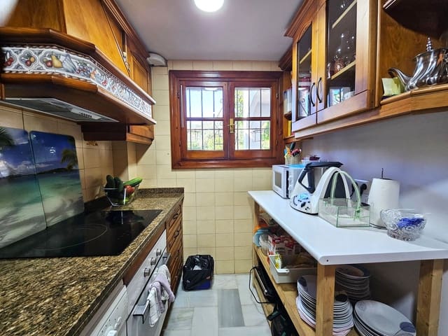 3 sovrum Hus till salu i Benahavís med pool garage - 450 000 € (Ref: 9424511)