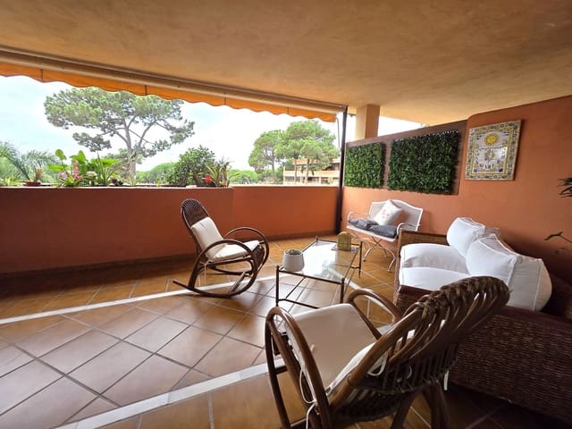 2 makuuhuone Huoneisto myytävänä paikassa Elviria, Marbella mukana uima-altaan 
autotalli - 549 000 € (Ref: 9452925)