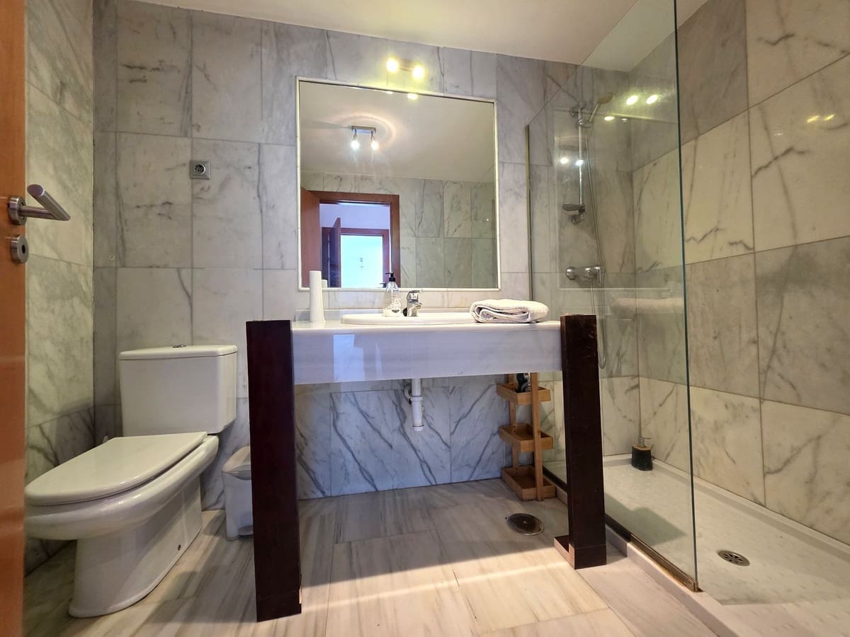 Apartamento de 2 habitaciones en Benahavís en venta con piscina garaje - 349.000 € (Ref: 9473567)