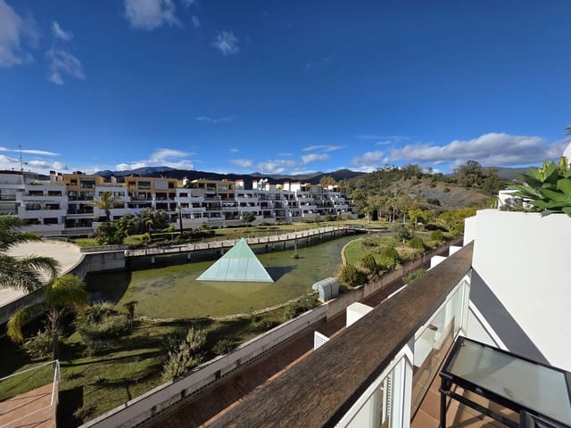 Apartamento de 2 habitaciones en Benahavís en venta con piscina garaje - 349.000 € (Ref: 9473567)