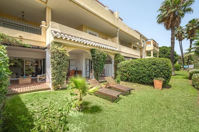 3 sovrum Lägenhet att hyra i La Quinta, Benahavís med pool garage - 2 500 € (Ref: 9490095)