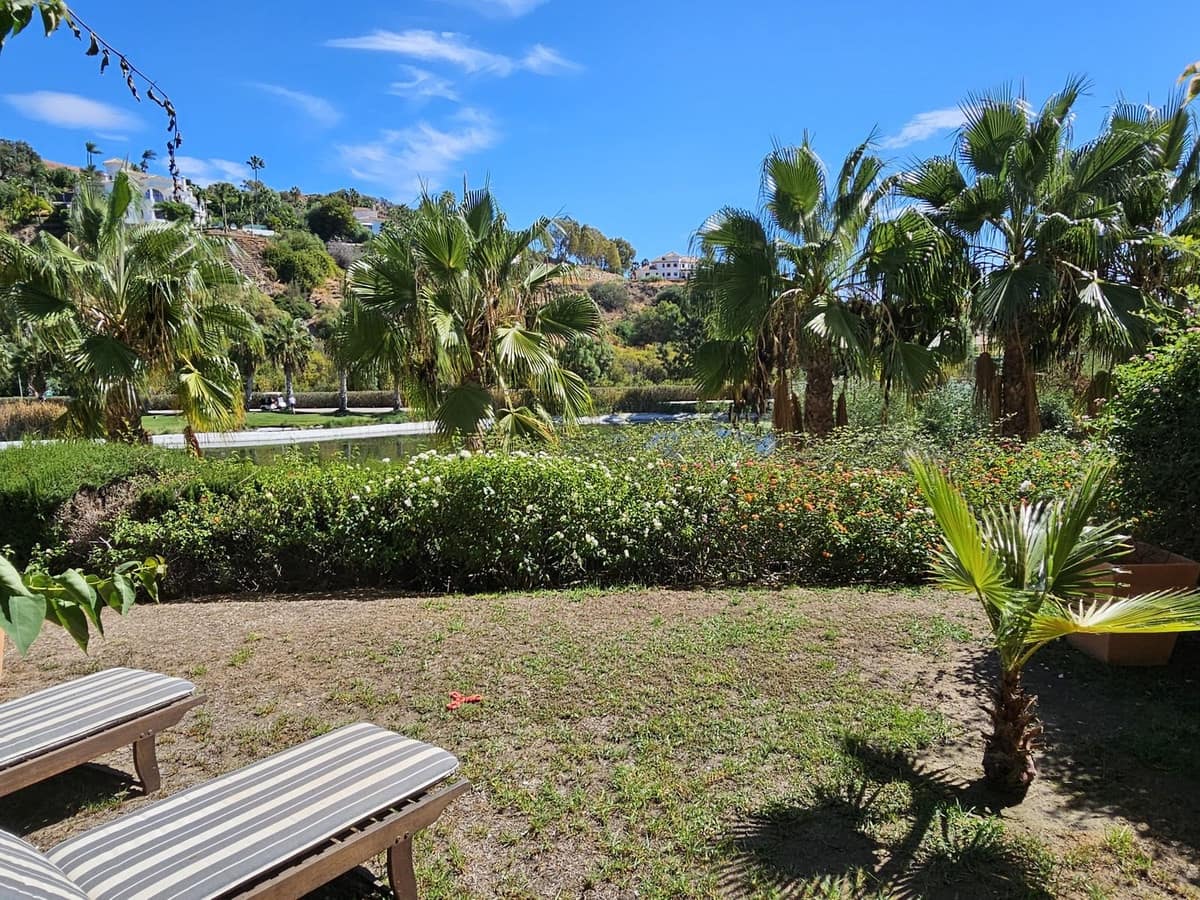 3 sovrum Lägenhet att hyra i La Quinta med pool garage - 2 500 € (Ref: 9490095)