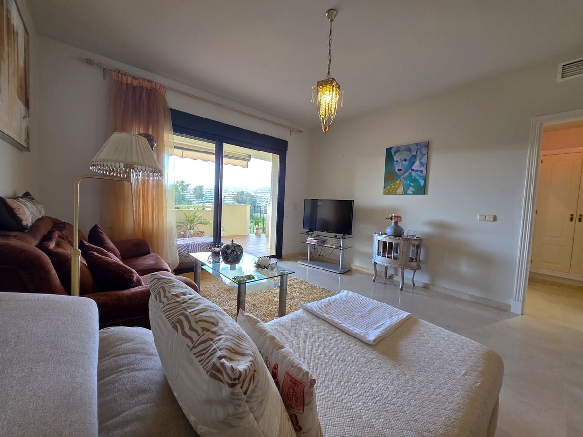 Apartamento de 2 habitaciones en Guadalmina en venta con piscina garaje - 436.500 € (Ref: 9490959)