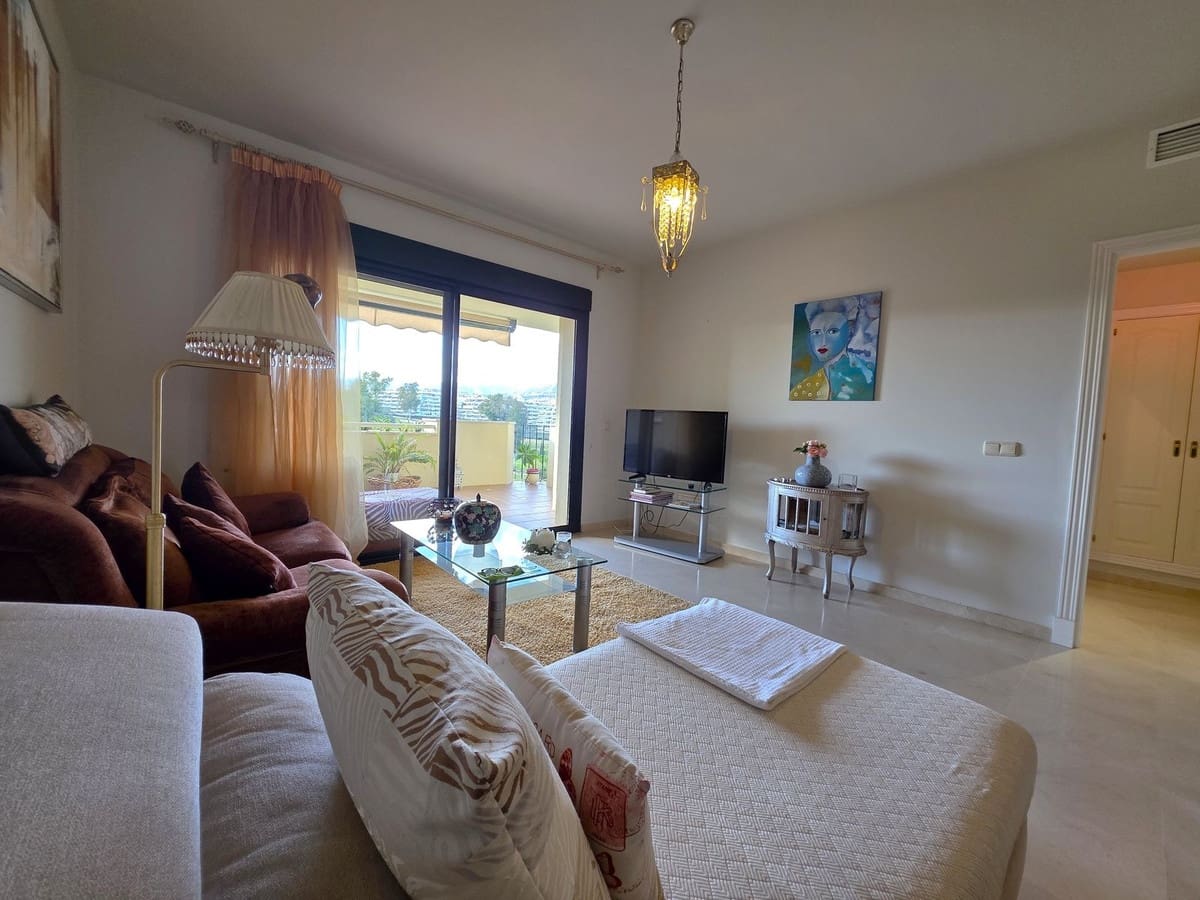 2 slaapkamer Appartement te koop in Guadalmina met zwembad garage - € 436.500 (Ref: 9490959)