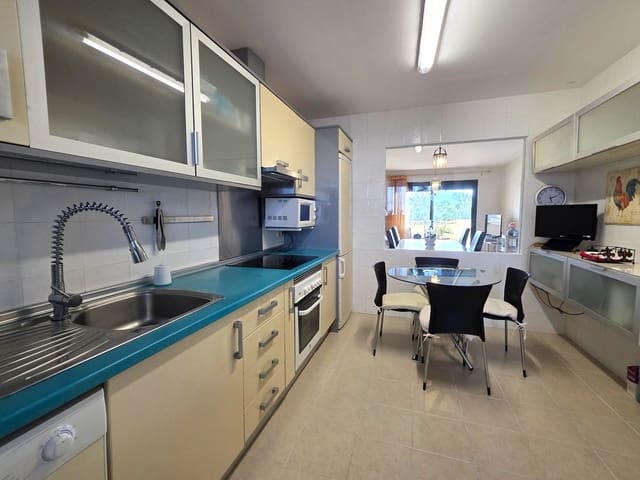 2 bedroom Apartment for sale in Guadalmina Alta, Marbella with pool garage - € 436,500 (Ref: 9490959)