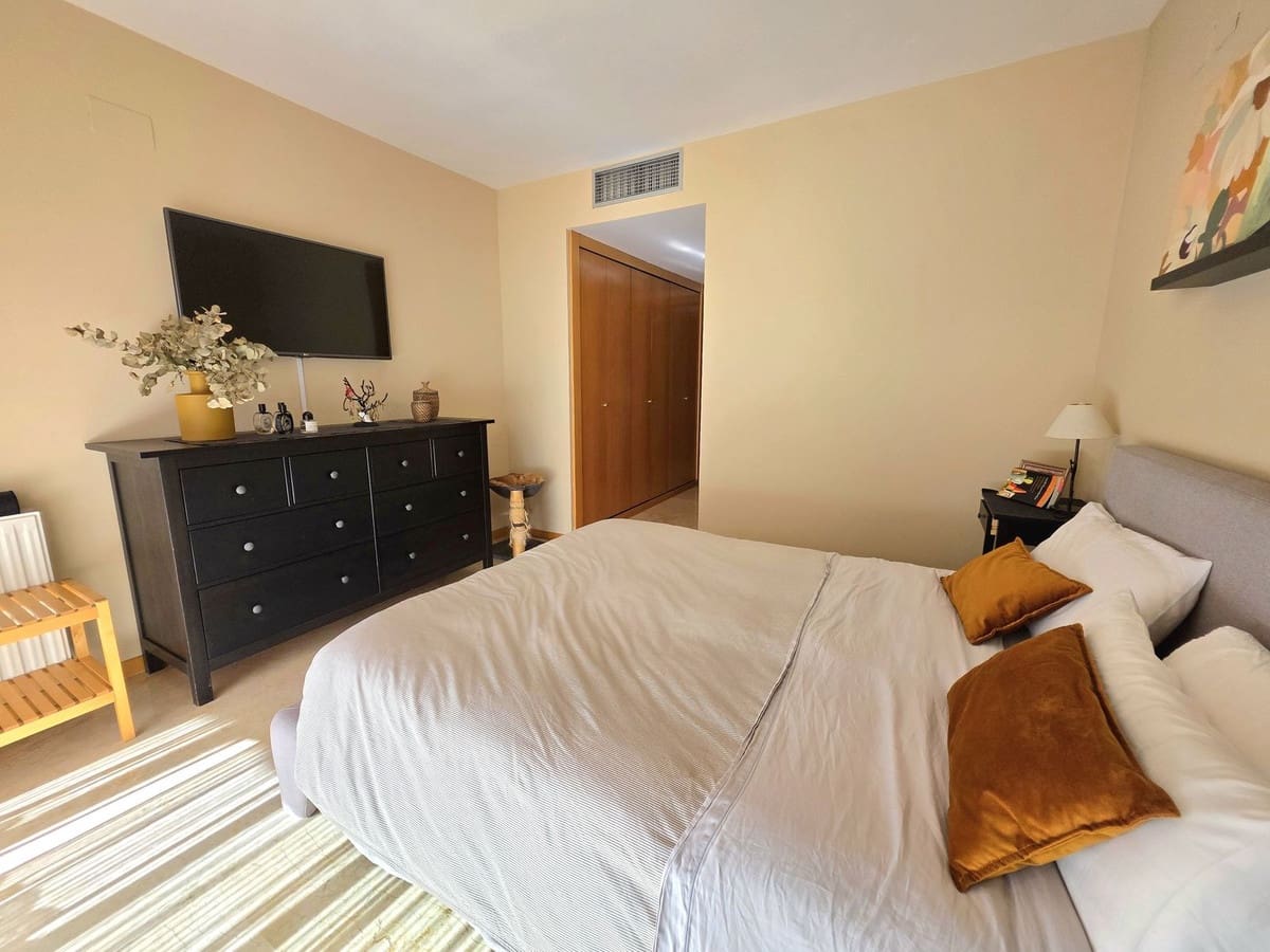 Apartamento de 2 habitaciones en Guadalmina en venta con piscina garaje - 399.000 € (Ref: 9511472)