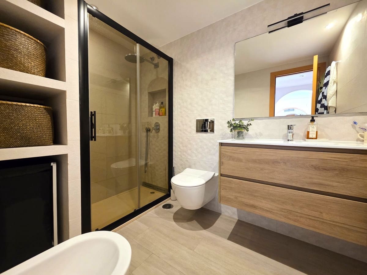 Apartamento de 2 habitaciones en Guadalmina en venta con piscina garaje - 399.000 € (Ref: 9511472)