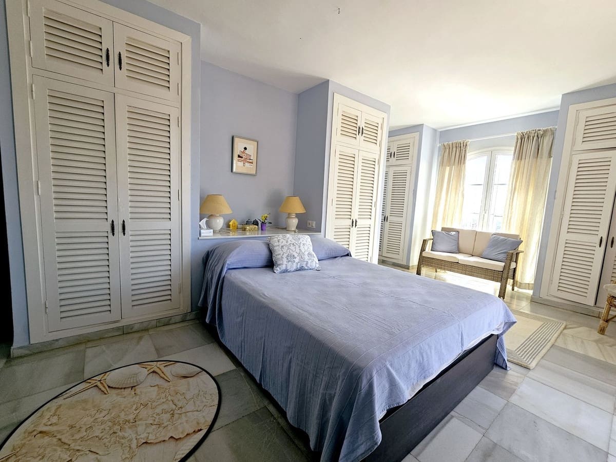 5 bedroom Villa for sale in Benahavis with pool garage - € 1,475,000 (Ref: 9622222)