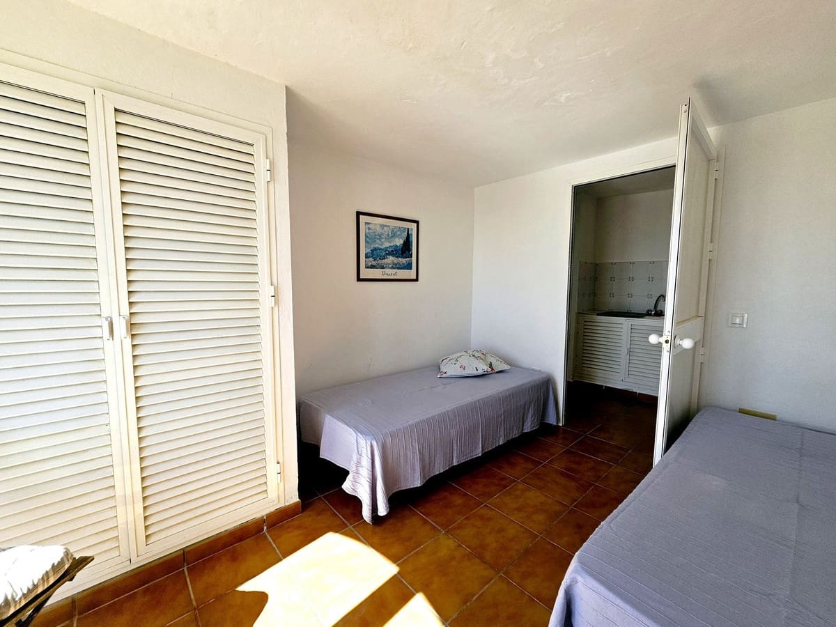 5 soverom Villa til salgs i Benahavis med svømmebasseng garasje - € 1 475 000 (Ref: 9622222)