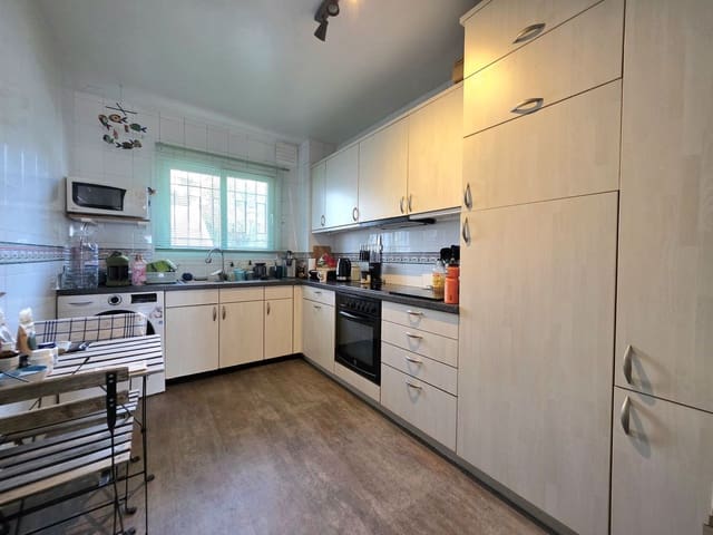 2 soverom Leilighet til salgs i Aloha Golf, Marbella med svømmebasseng garasje - € 329 000 (Ref: 9632690)