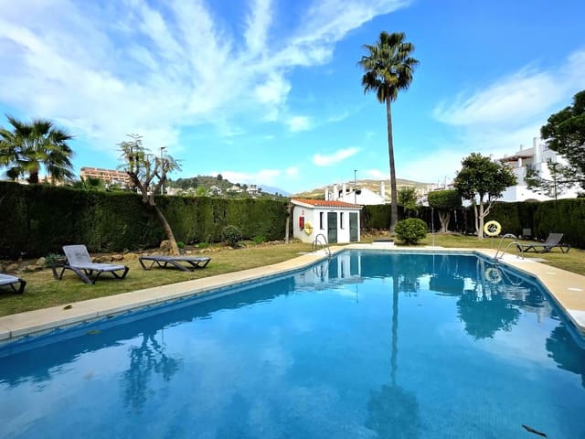 2 soverom Leilighet til salgs i Aloha Golf, Marbella med svømmebasseng garasje - € 329 000 (Ref: 9632690)