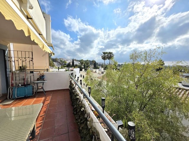 2 soverom Leilighet til salgs i Aloha Golf, Marbella med svømmebasseng garasje - € 329 000 (Ref: 9632690)